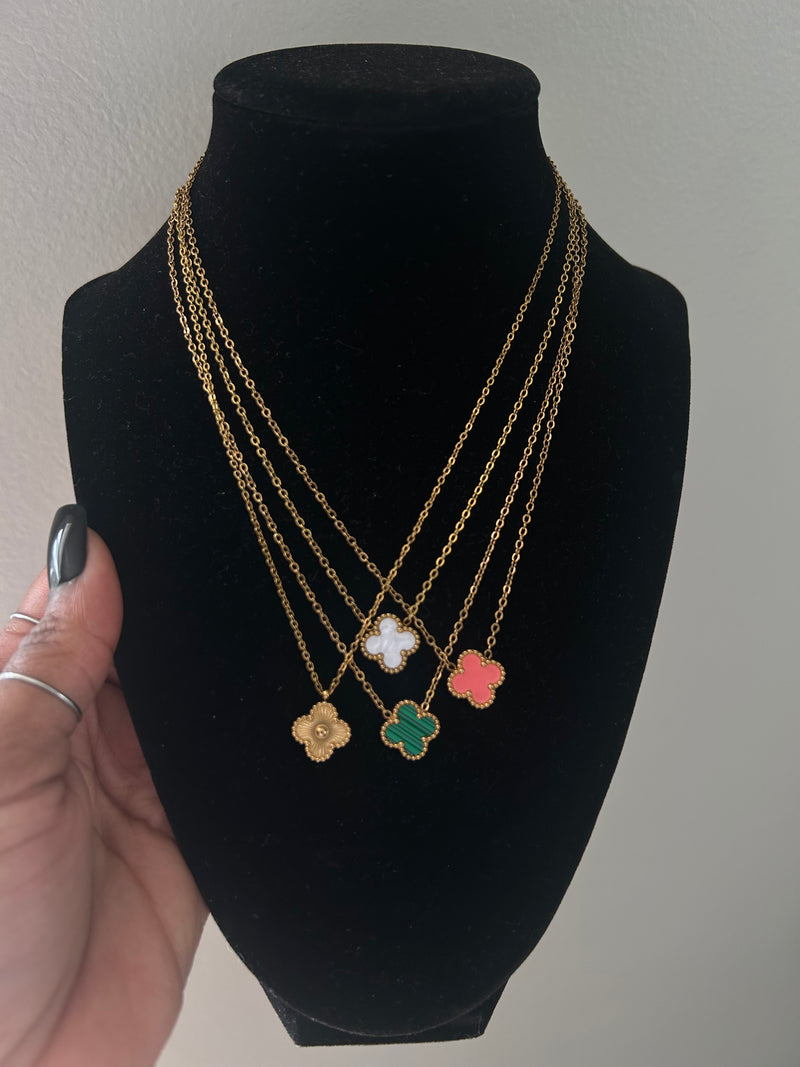 Dainty | Clover Necklace